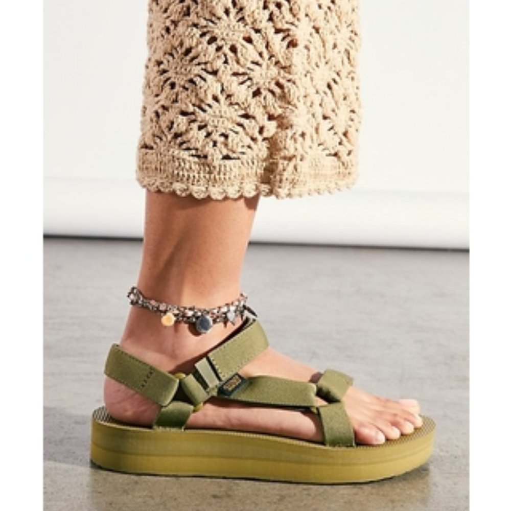 Teva Midform Universal Sandals - Picture 4 of 9